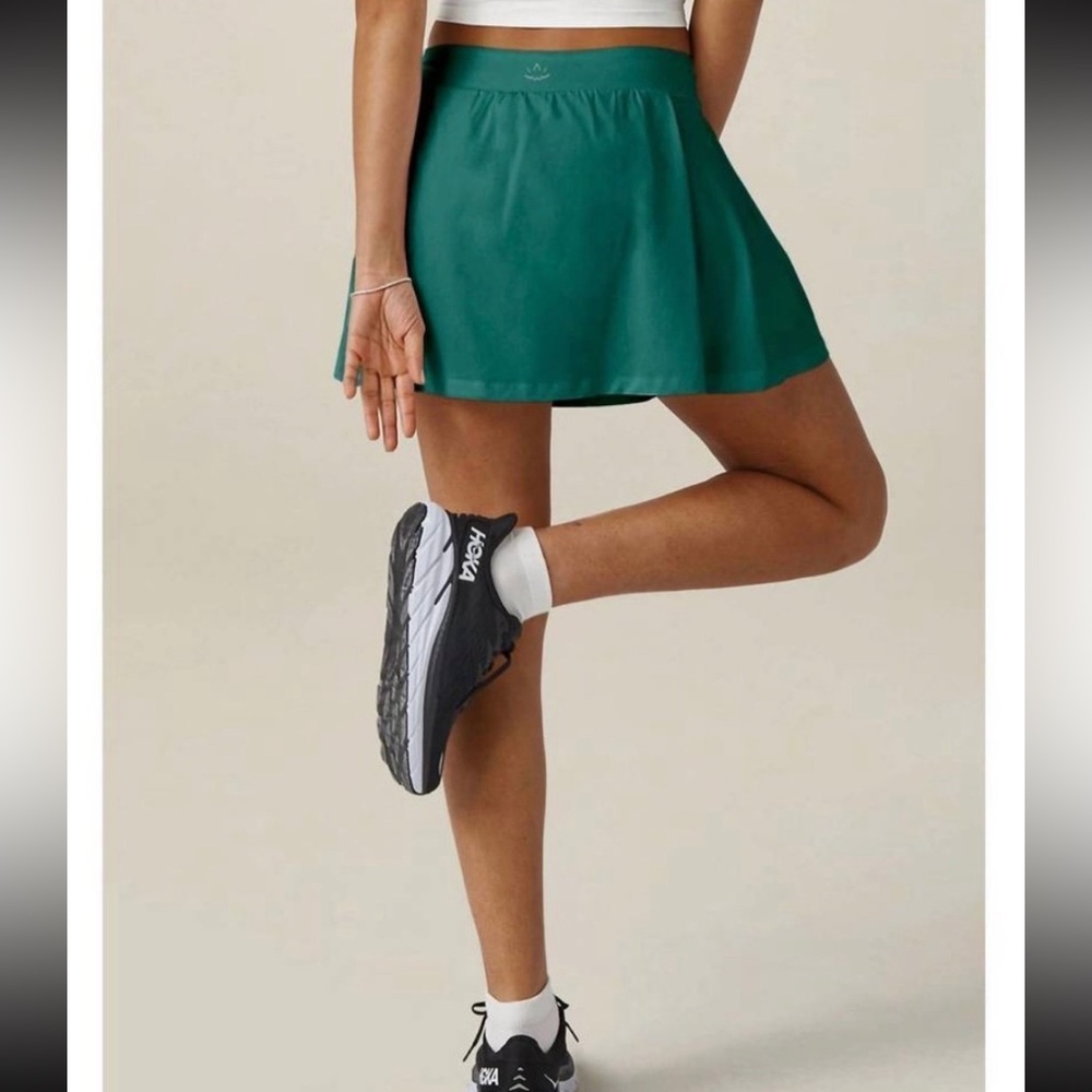 BEYOND YOGA Stretch Woven Court Advantage‎ Teal Women's Skirt Size M